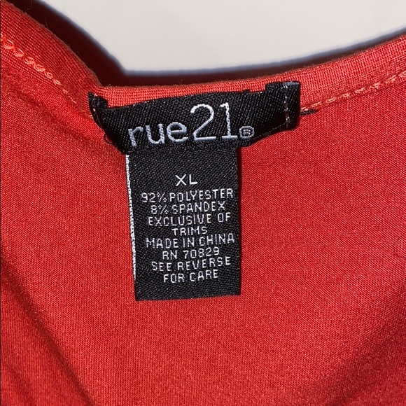Rue21 High-Low Tank Top - Picture 3 of 4